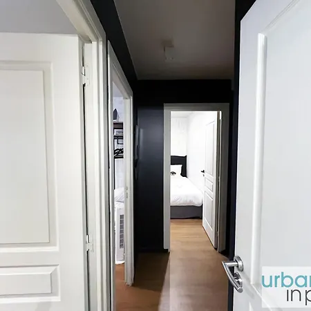 Urban Flat 02 - Beautiful 4 Bdr Flat In Heart Of *