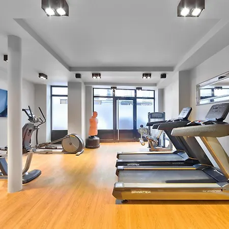 Urban Flat 02 - Beautiful 4 Bdr Flat In Heart Of Apartment