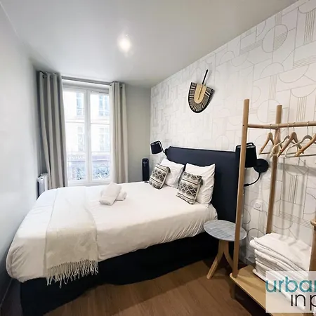 Urban Flat 02 - Beautiful 4 Bdr Flat In Heart Of Daire Paris
