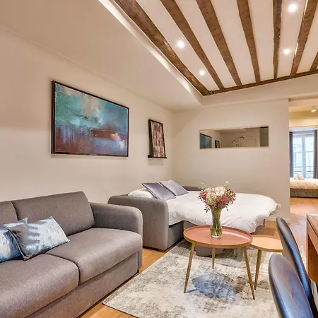 Urban Flat 02 - Beautiful 4 Bdr Flat In Heart Of Apartment *